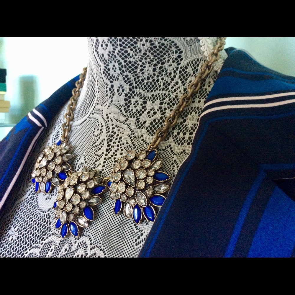 LOFT STATEMENT NECKLACE Blue Beads/Rhinestones